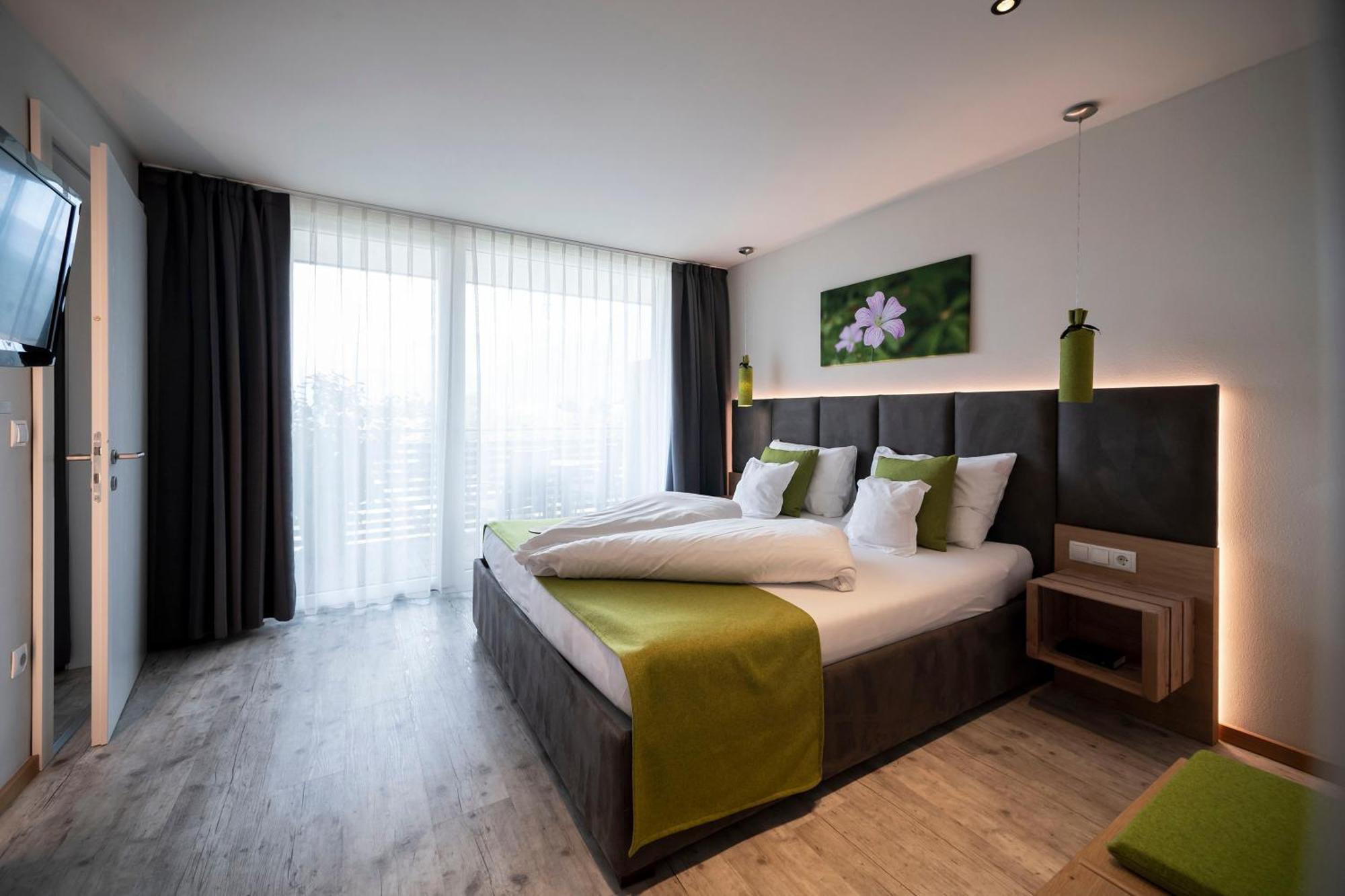 Hotel Pfeiss Lana Eksteriør billede